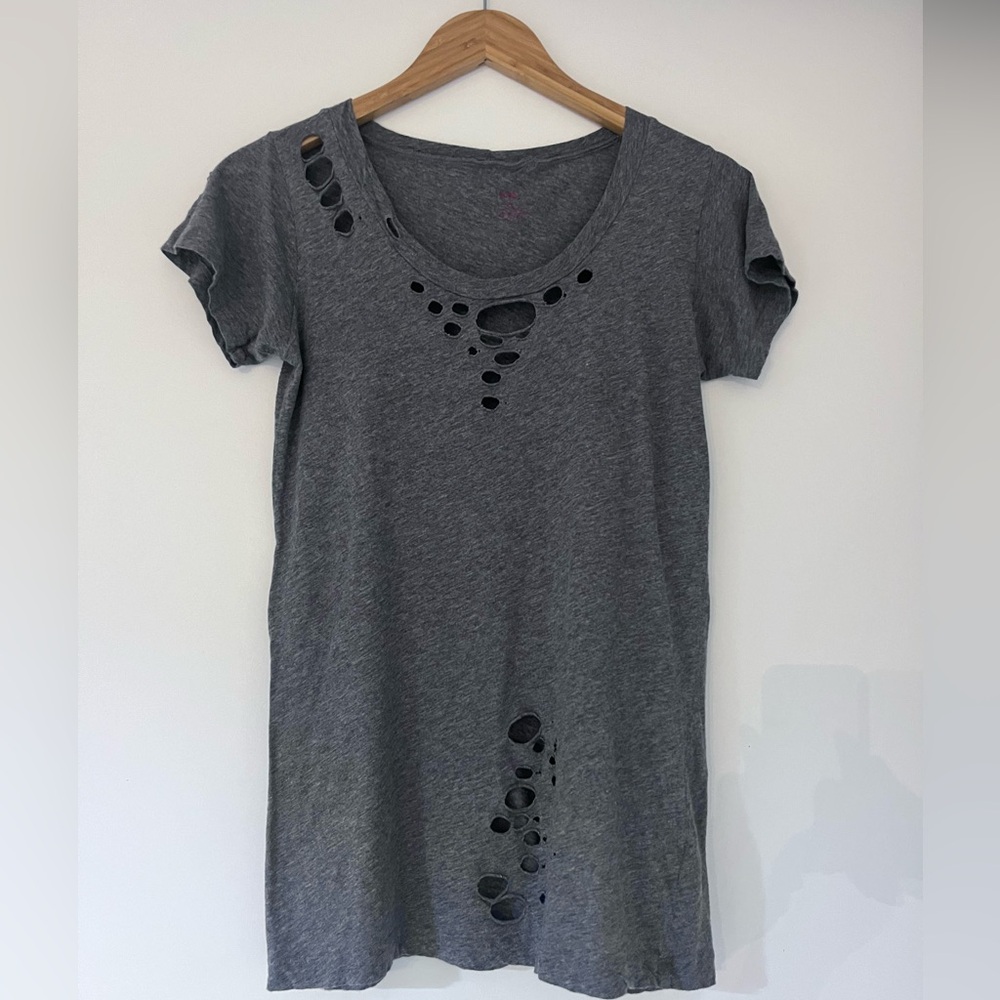 LNA Distressed Tee | 100% Cotton | Lightweight | Slim Fit | Color Gray | Size M